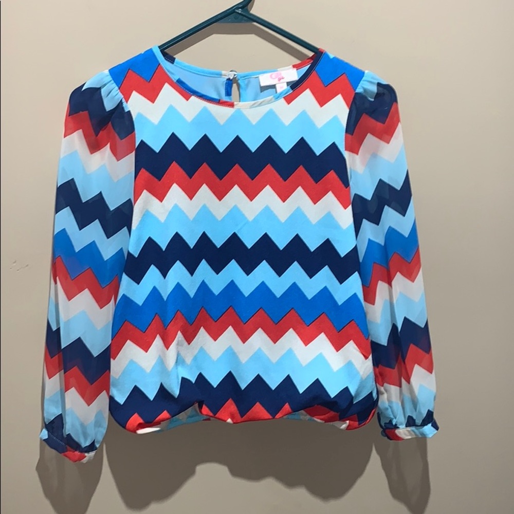 Patterned dress shirt